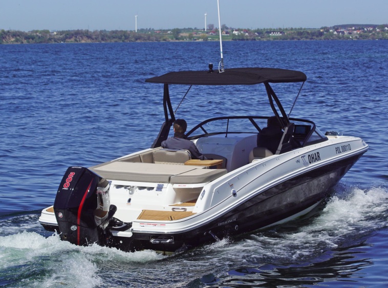 Wynajem Ł&oacute;dź Bayliner VR06E 